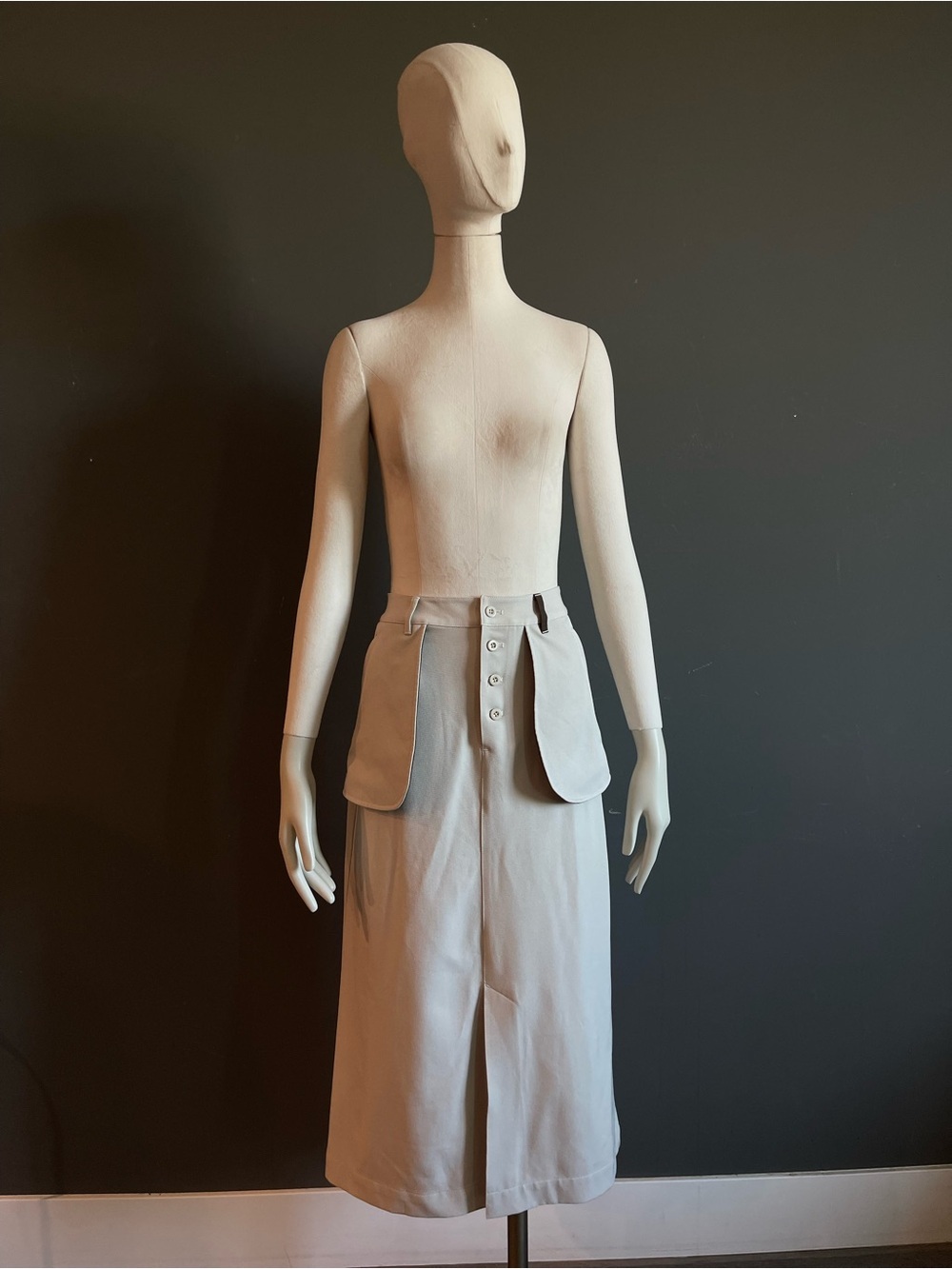 POU DOU DOU Japan Stone Utility Apron Pocket Button Front Long Skirt Size M Rare